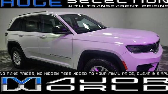 JEEP GRAND CHEROKEE 2023 1C4RJGAGXPC674562 image JEEP GRAND CHEROKEE 2023 1C4RJGAGXPC674562 image